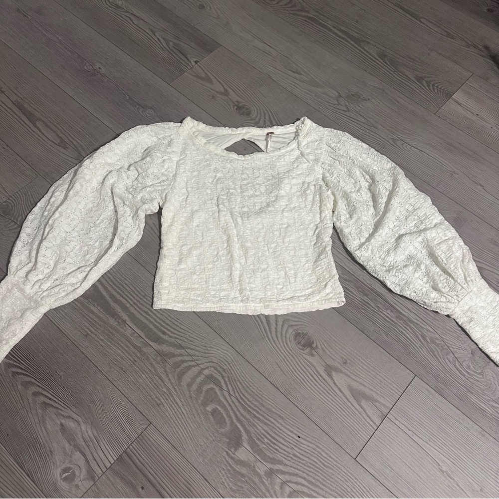 Free People white floral lace balloon sleeve cropped open back blouse, Size M